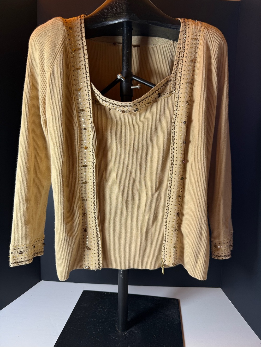 ✨ Belldini Beaded & Sequin Ribbed Knit Cardigan Twin Set PL ✨